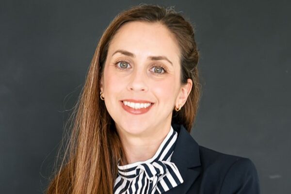 Meet Lianne Raices